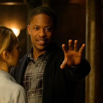 A Discovery of Witches (2018)